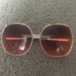 Oversized square sunglasses